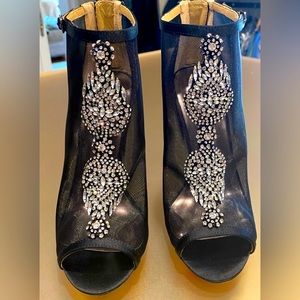 Badgley Mischka Rana Mesh Open Toe Heeled Bootie In Black Satin Size 7.5